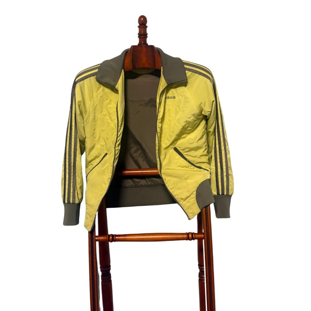 Adidas vintage tracksuit jacket size women M in neon yellow